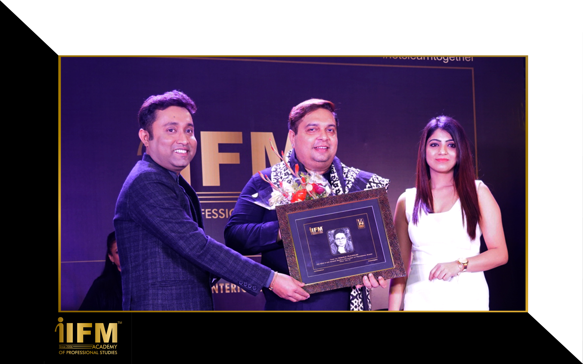 Mr. Debarun Mukherjee being felicitated by our CEO Kuntanil Das & our Director Suvagata Das.